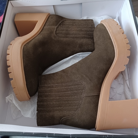 Dolce Vita Shoes - Dolce vita boots olive green 6.5